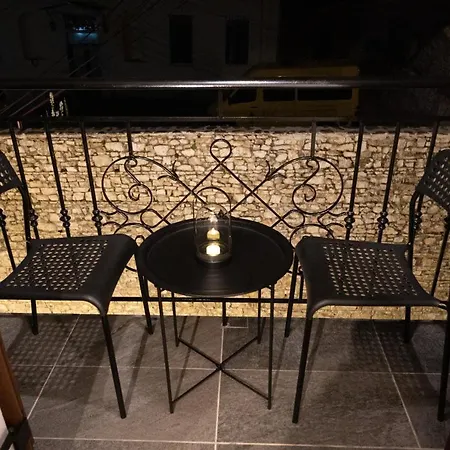 Casa En El Lago -Luxury Apartments In The Historical Center Of Ioannina Exterior photo