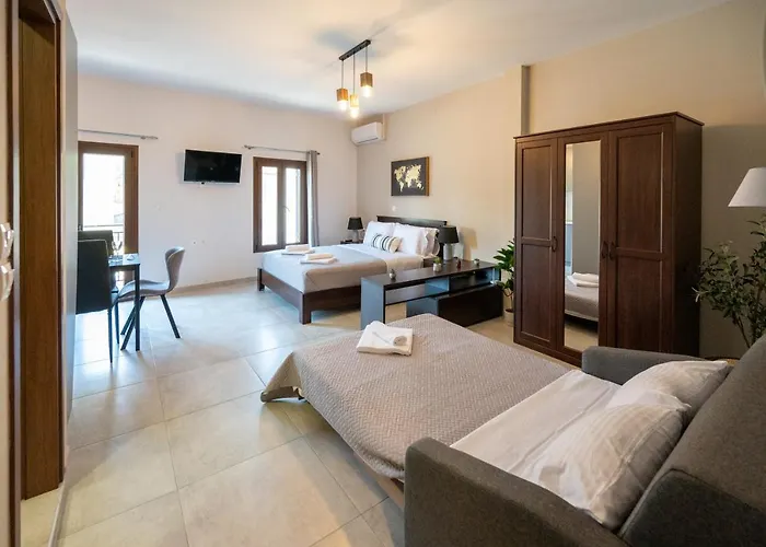 Casa En El Lago -Luxury Apartments In The Historical Center Of Ioannina